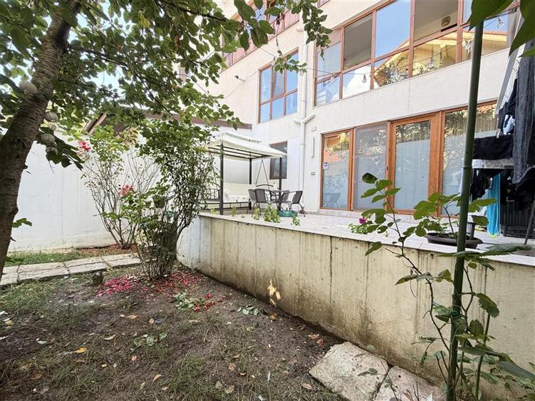 Garsonieră decomandată, mobilată în Nord
