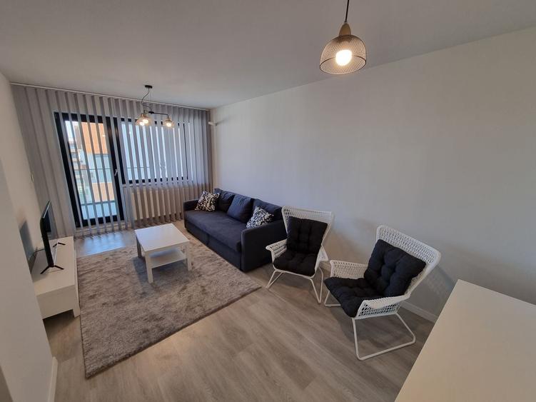 Apartament cu 2 camere decomandat, mobilat în Tomis Nord
