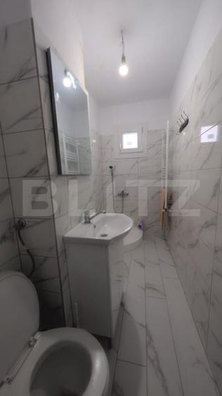 Apartament cu 2 camere semidecomandat, mobilat în Micro 11