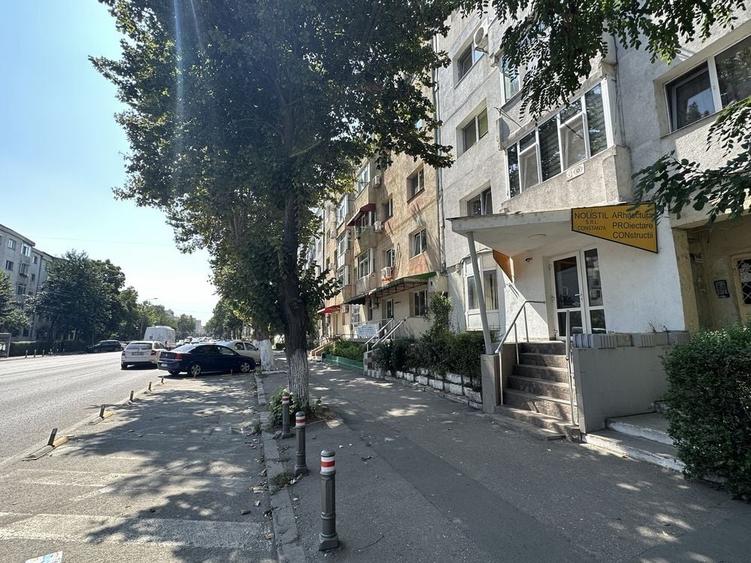 Spațiu comercial, de 60 mp, în Central