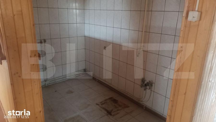 Casă cu 3 camere cu Teren 1000 Mp în Central