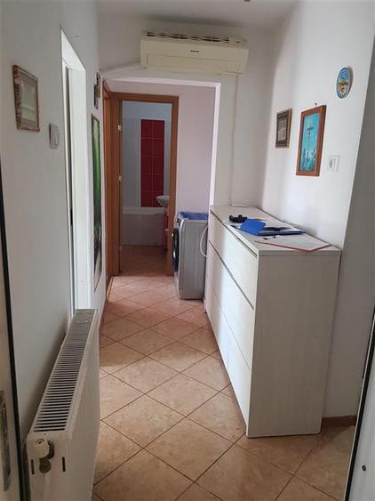 Apartament cu 2 camere decomandat în Radu Negru
