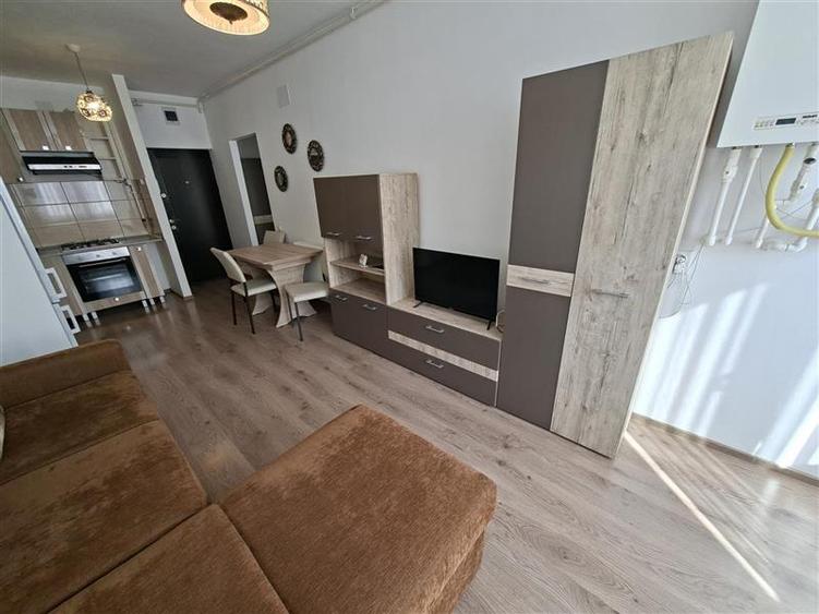 Apartament cu 2 camere circular, mobilat în Iris