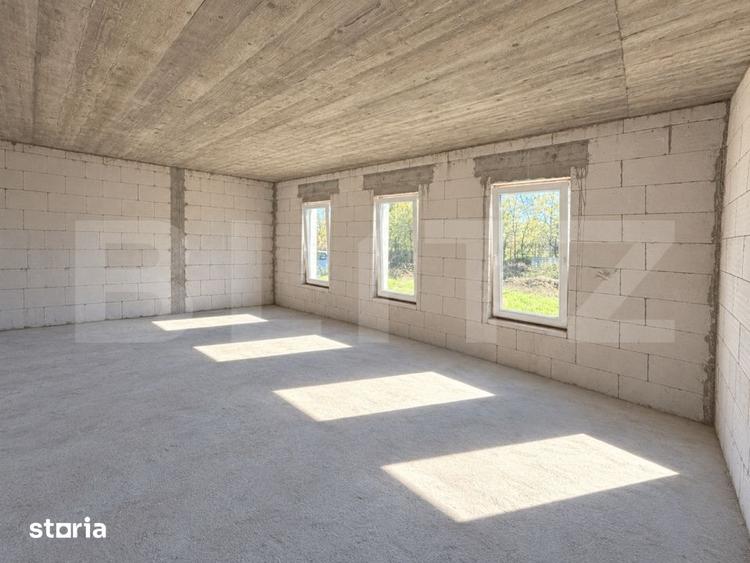 Casă cu 4 camere cu Teren 2500 Mp în Doba