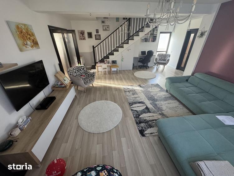 Casă cu 4 camere cu Teren 706 Mp în Ciurea