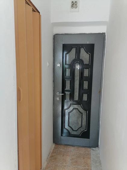Garsonieră semidecomandată în Central