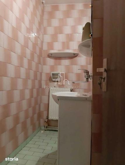 Apartament cu 3 camere decomandat, mobilat în Budai
