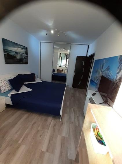 Apartament cu 2 camere semidecomandat în Universitate