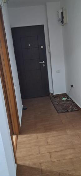 Apartament cu 2 camere decomandat în CET