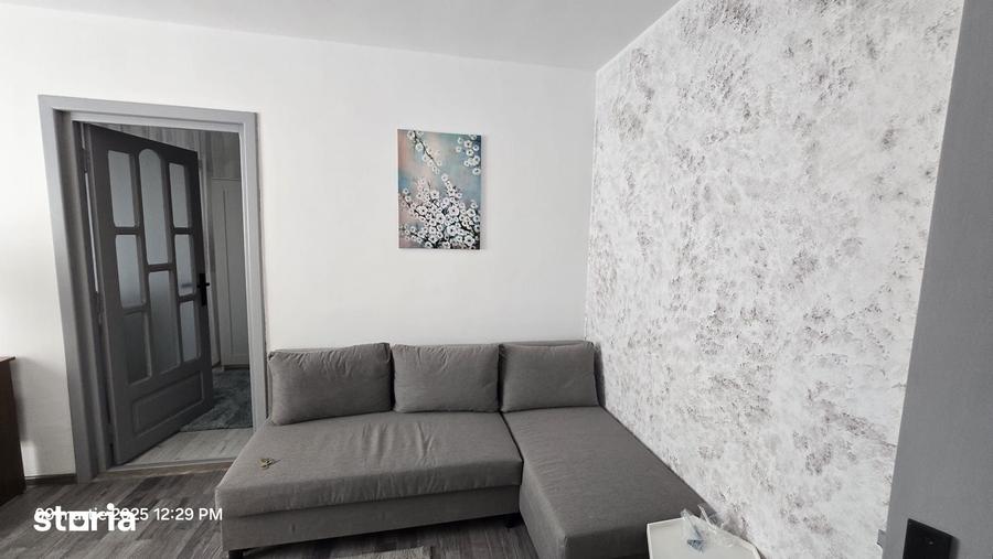 Apartament cu 2 camere semidecomandat în Primăverii
