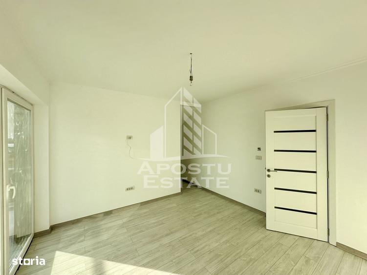 Jumatate de duplex cu 4 camere de vanzare, Becicherecu Mic - 5