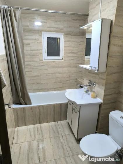 Apartament cu 3 camere decomandat în Dorobanți