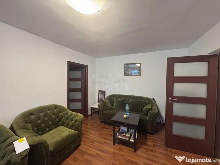 Apartament cu 4 camere decomandat în Titan