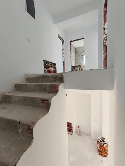 Duplex 214 mp utili, 15 min de metrou cu stb! - 4