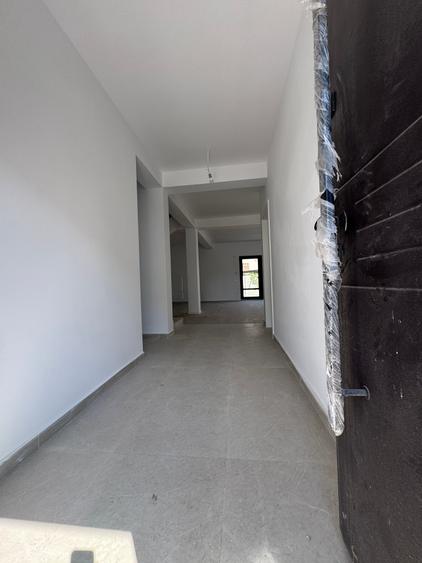 Casă cu 5 camere cu Canalizare în Bragadiru