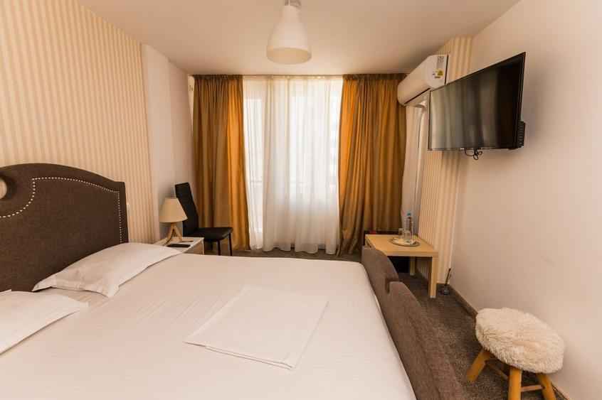 Casă cu 4 camere cu Teren 555 Mp în Central