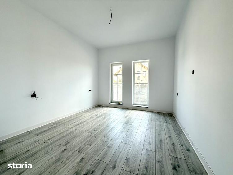 Casă cu 3 camere cu Teren 290 Mp în Sânandrei