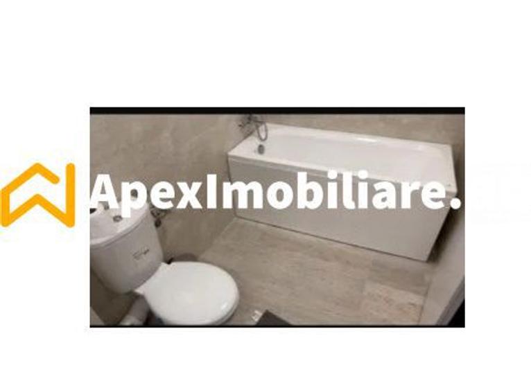 Apartament cu 3 camere decomandat, mobilat în Central