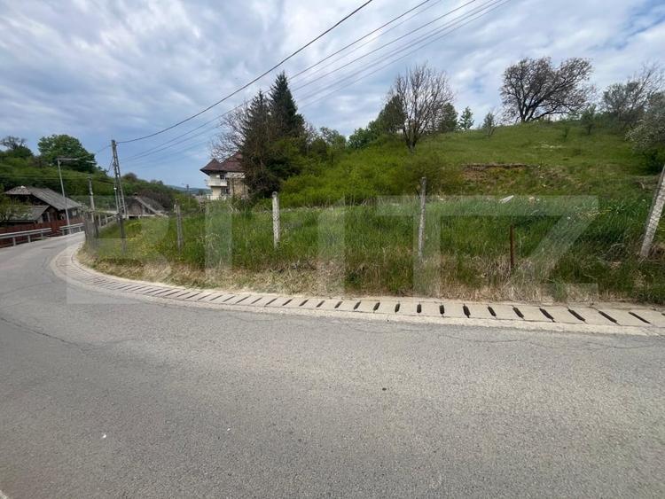 Teren Construcții intravilan de 3100 mp, în Central