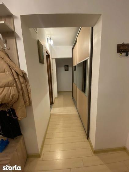 Apartament cu 2 camere decomandat în 1 Mai