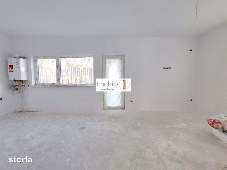 Casă cu 4 camere cu Teren 360 Mp în Florești