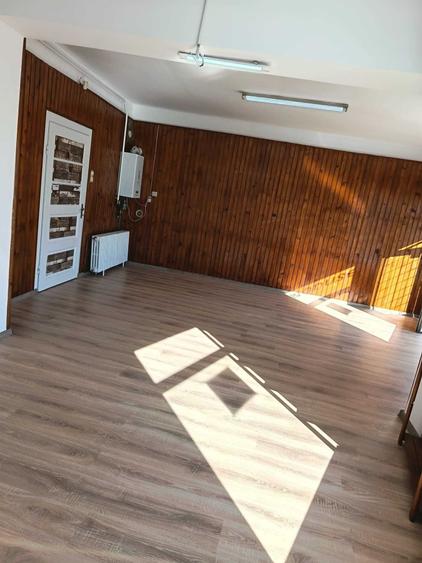 Spațiu comercial, de 55 mp, în Central