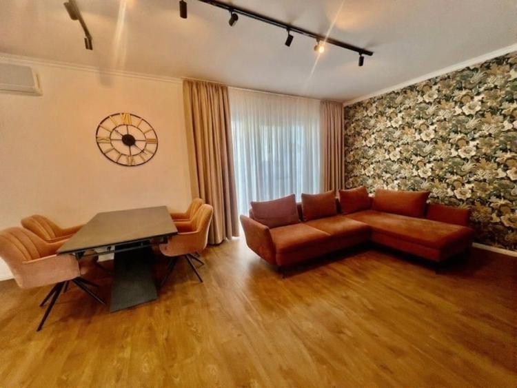 Duplex cu 4 camere cu Canalizare în Florești