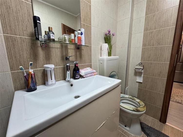 Apartament 3 camere 2 bai 2 balcoane in Selimbar - 16