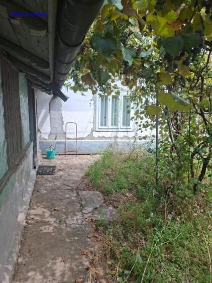 Casă individuală cu 3 camere cu Teren 1847 Mp în Gârbovi