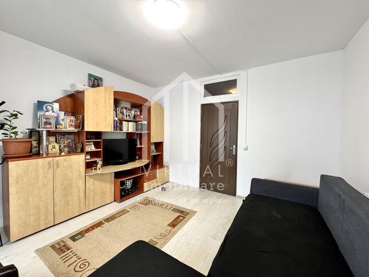 Apartament cu 3 camere decomandat în Șelimbăr — fotografia 3