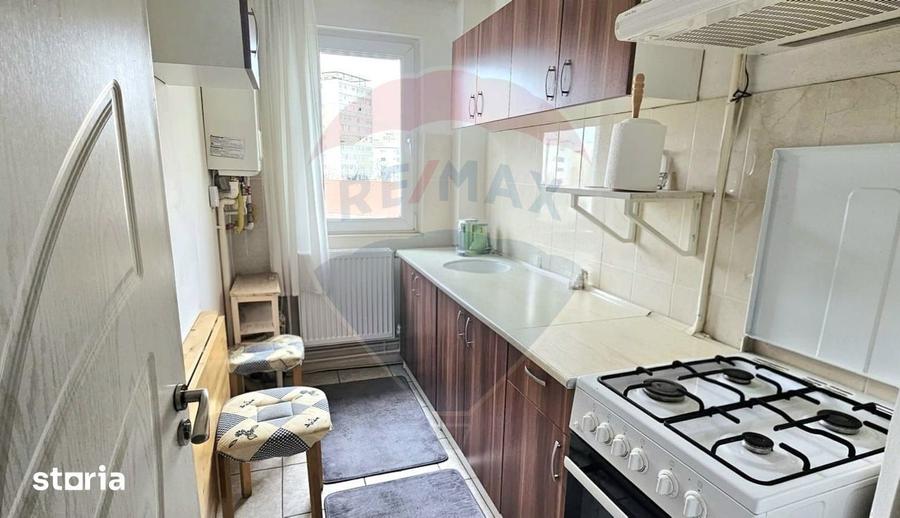 Apartament cu 2 camere, mobilat în Letea