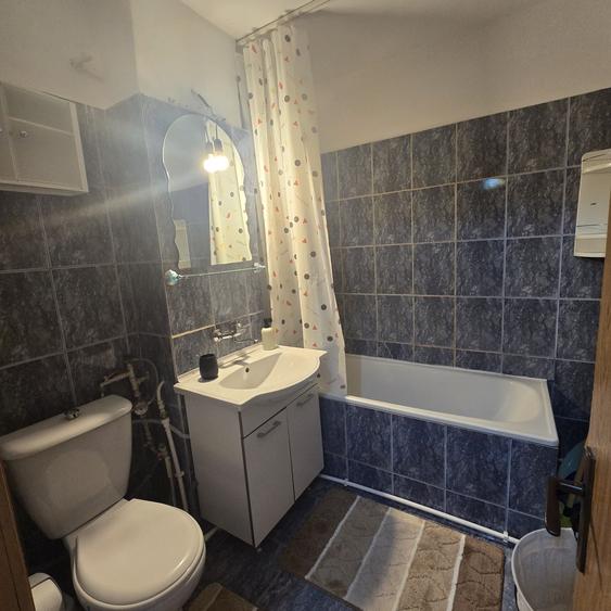 Apartament cu 2 camere decomandat în Anda
