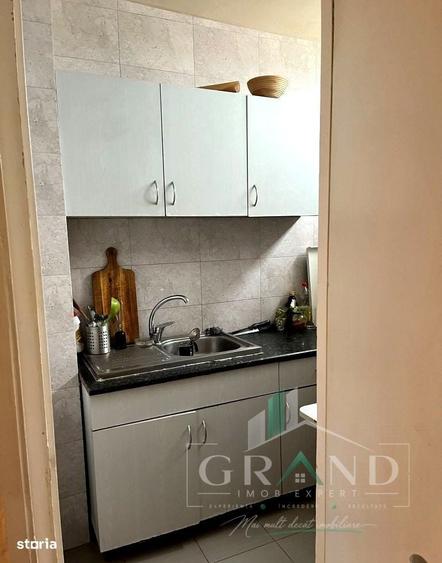 Garsoniera de vanzare | Str.DetunataGheorgheni | 28 mp+balcon | Eta - 3