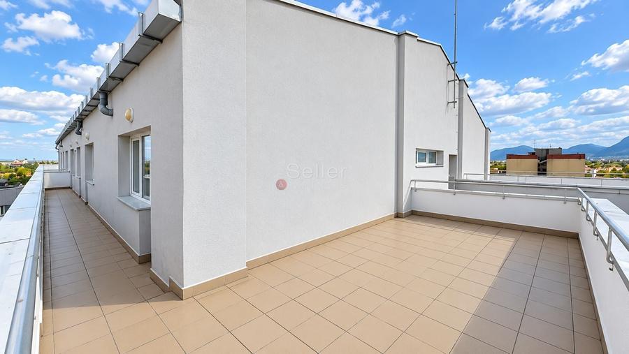 Apartament cu 3 camere în Gării