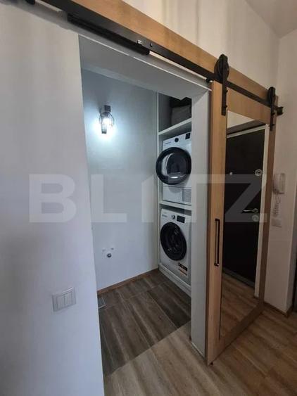 Apartament cu 3 camere decomandat, mobilat în Florești