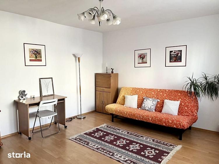 Apartament cu 2 camere decomandat în Tei