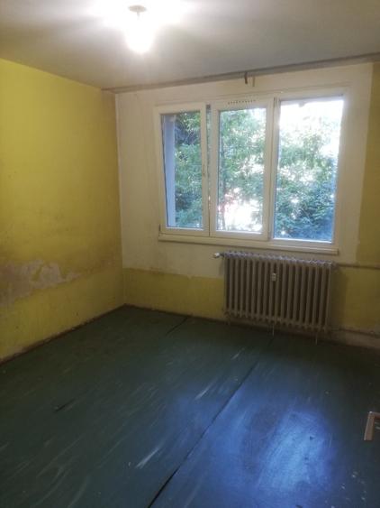 Apartament cu 2 camere decomandat în Drumul Taberei