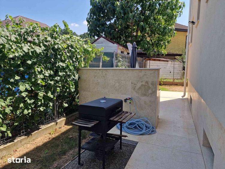 Casă cu 4 camere cu Teren 1508 Mp în Central