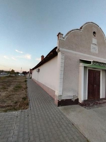 Casă cu 4 camere în Felnac