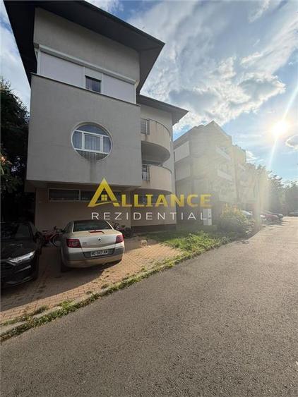 Apartament cu 2 camere decomandat, mobilat în Metalurgiei