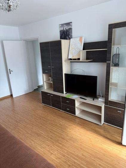 Apartament cu 2 camere decomandat în Astra