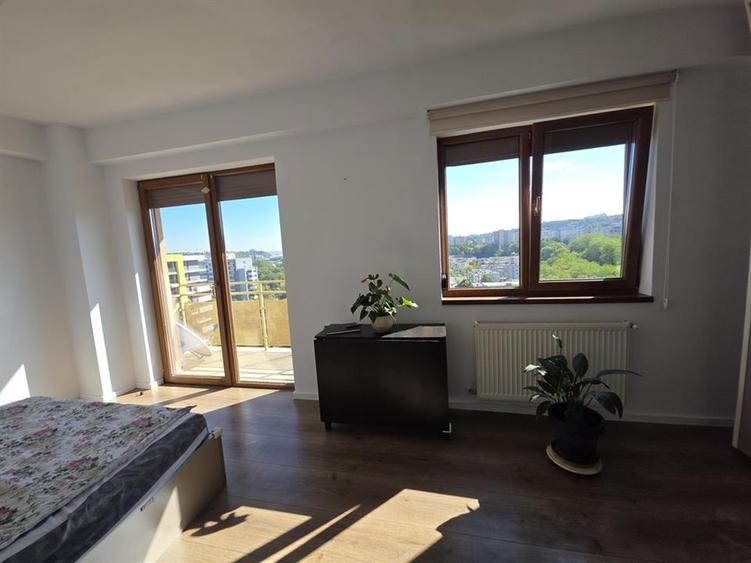 Apartament cu 2 camere semidecomandat în Plopilor