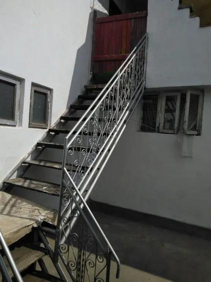 Casă în Ghindeni