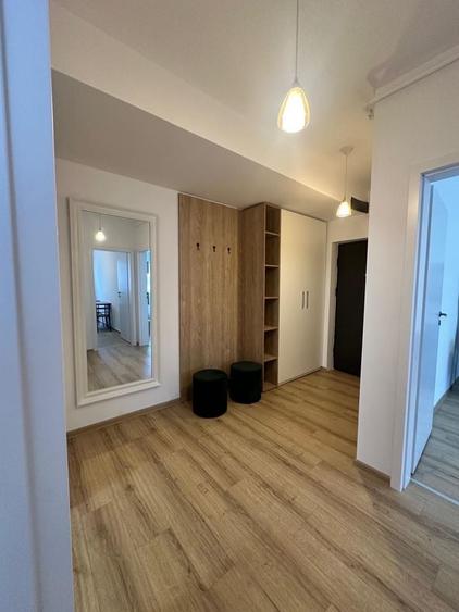 Apartament cu 2 camere decomandat în Lacul Morii