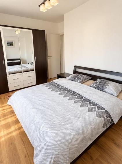 Apartament cu 2 camere decomandat, mobilat în Drumul Taberei