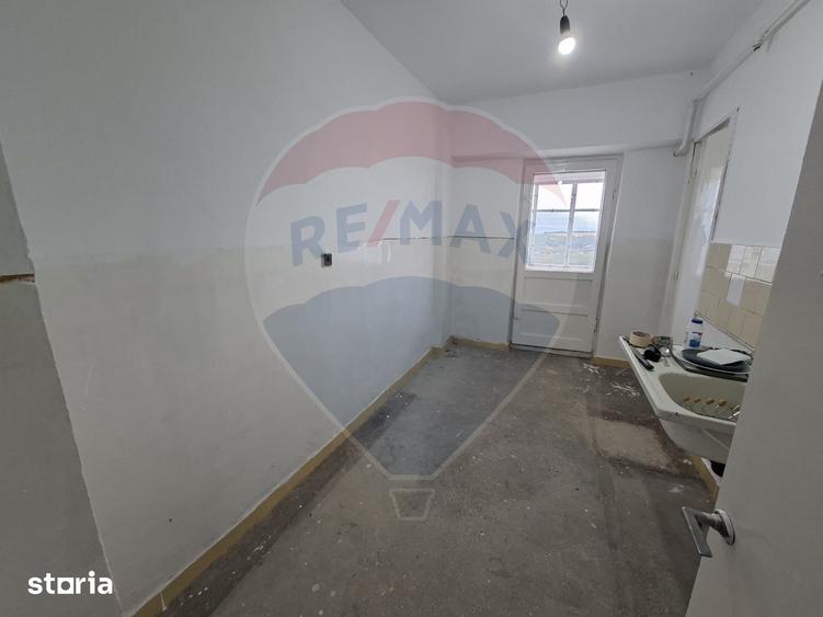 Apartament 3 camere decomandat 90 mp Buhu?i - 2