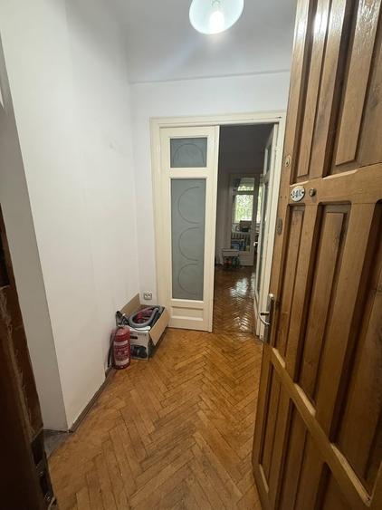 Apartament decomandat în Universitate