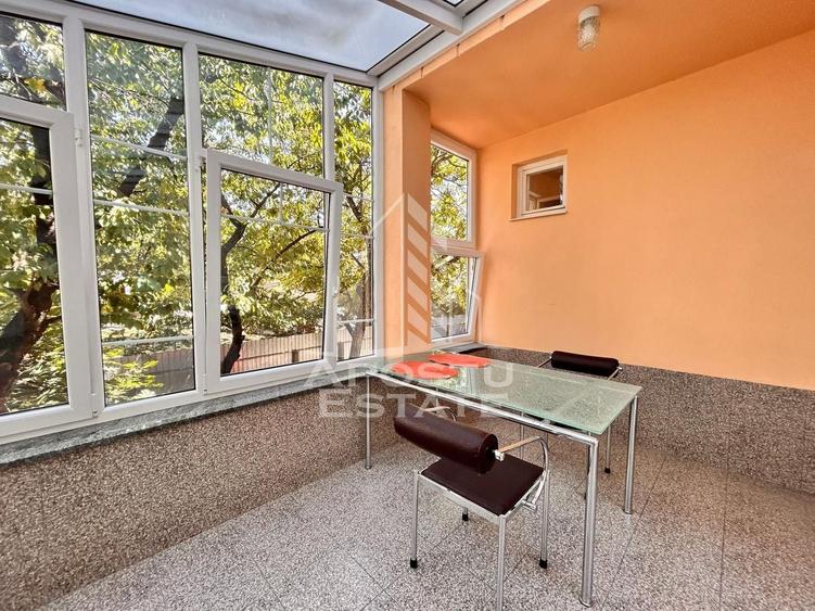 Apartament cu 2 camere decomandat, mobilat în Medicină