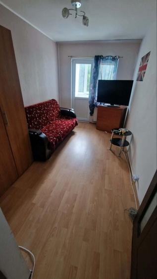 Apartament cu 3 camere decomandat în Micro 38