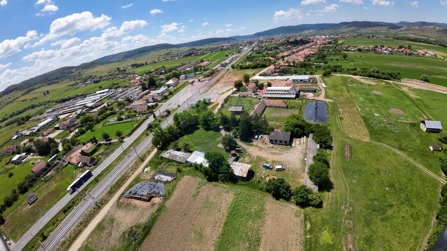 Teren Construcții intravilan de 5492 mp, în Albești